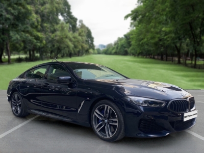 BMW 8 Series  (2022)
